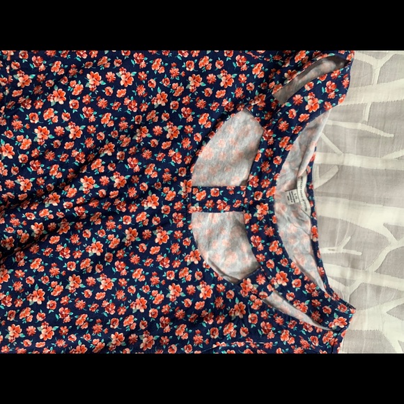 American Eagle floral dress - Picture 4 of 5